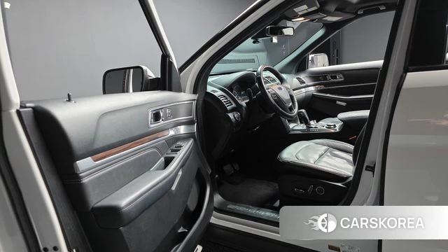 Ford Explorer id 3861717 из Кореи 20