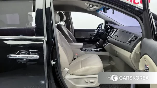 Kia The New Carnival id 3526224 из Кореи 20