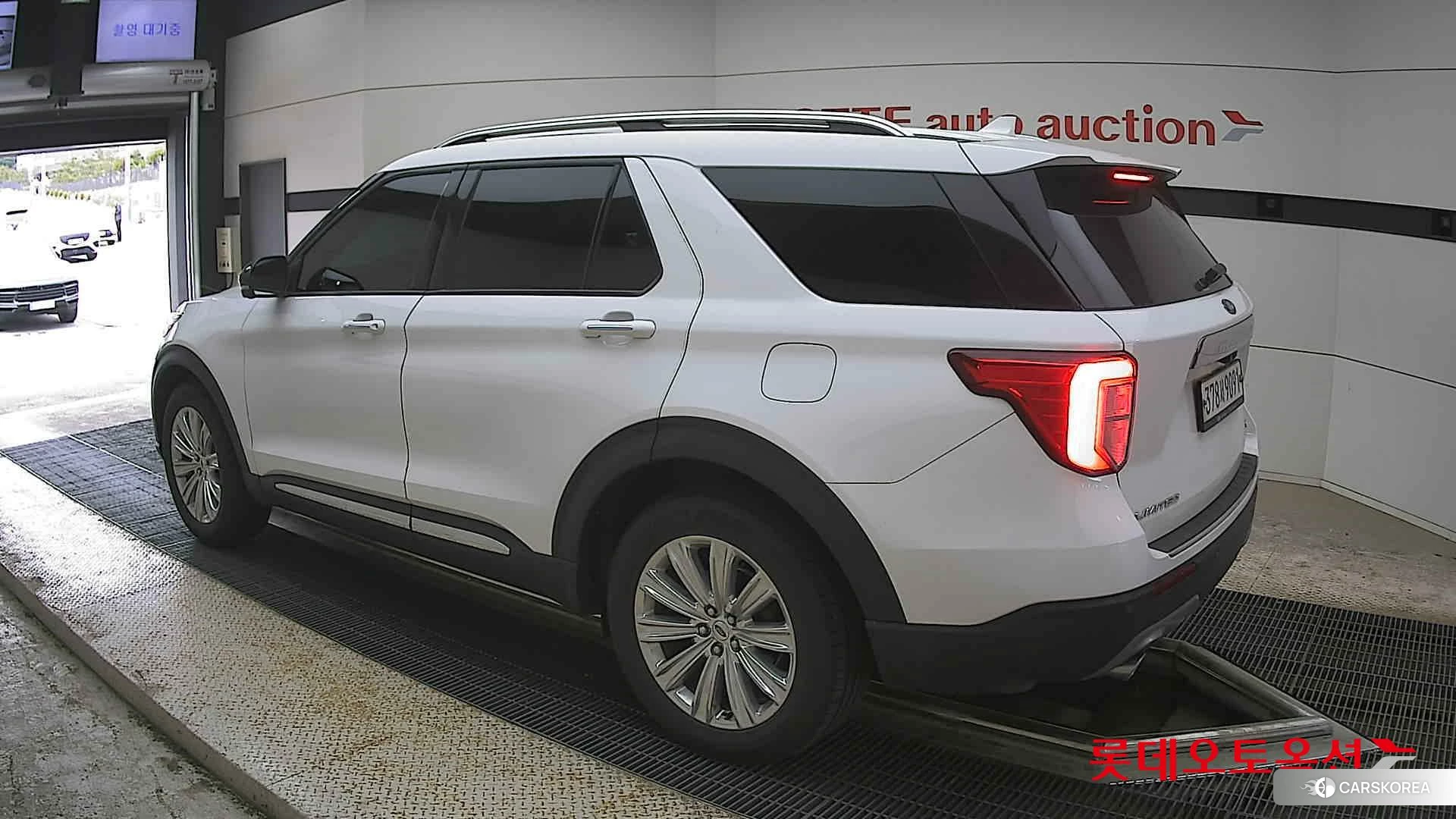 Ford Explorer 2.3 id 4347421 из Кореи 38