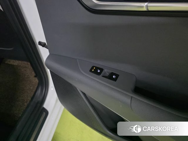 Kia Di Ol Nu Niro id 4628563 из Кореи 17