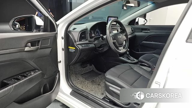 Hyundai Avante AD id 4856329 из Кореи 31