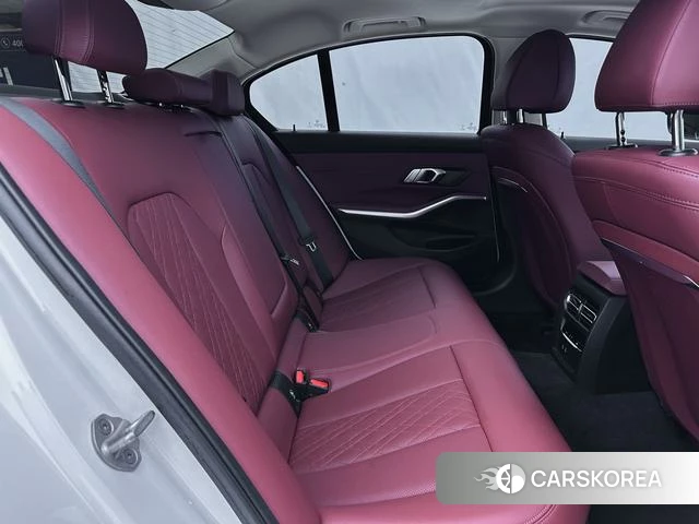 BMW 3 series id 4256940 из Китая 23