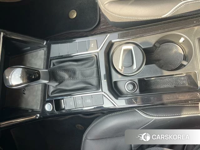 Volkswagen Passat id 4307405 из Китая 20
