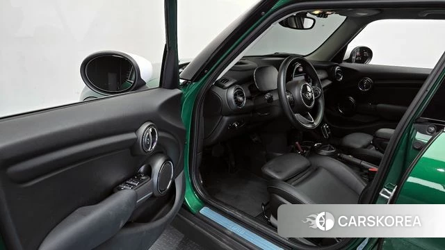 Mini Cooper id 4283458 из Кореи 32