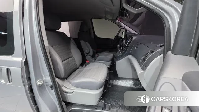 Hyundai The New Grand Starex id 3588331 из Кореи 20