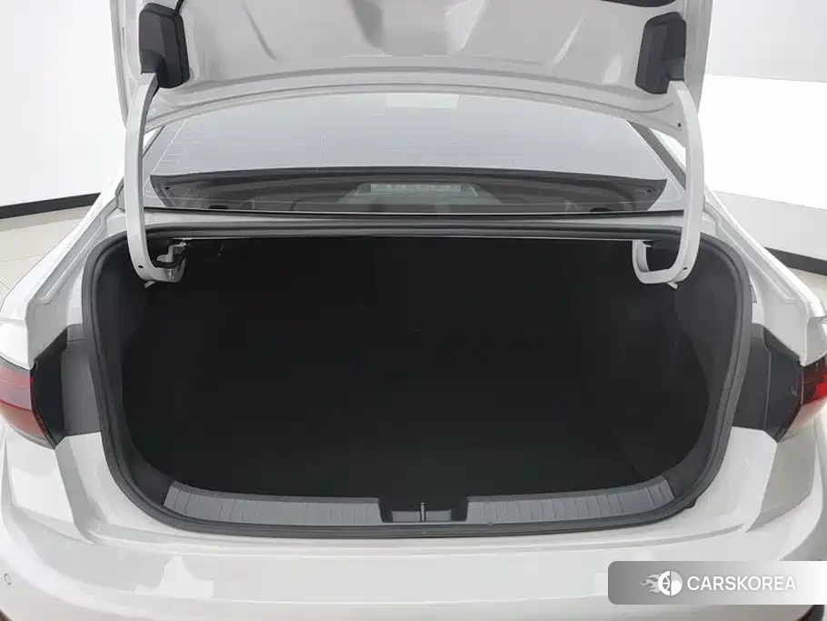 Volkswagen Sagitar id 4628104 из Китая 16