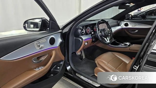 Mercedes-Benz E-Class W213 id 4557359 из Кореи 32