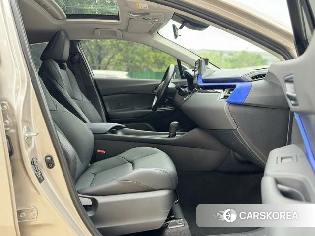 Toyota C-HR id 4263676 из Китая 22