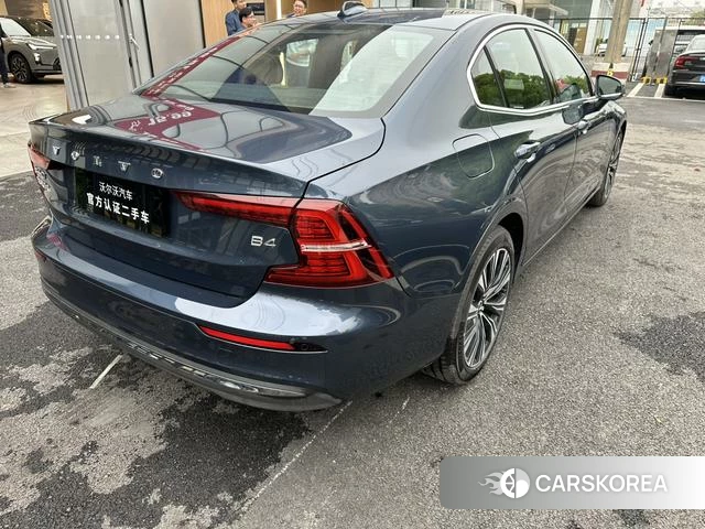 Volvo S60 id 4240247 из Китая 15