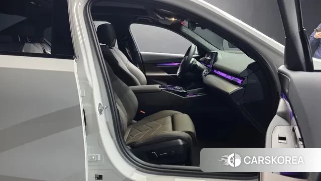 BMW 5 Series (G60) id 3371819 из Кореи 20