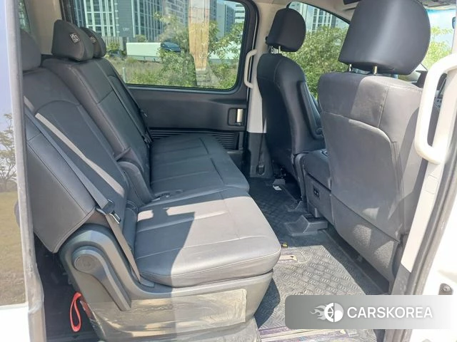 Hyundai Staria id 4307939 из Кореи 14