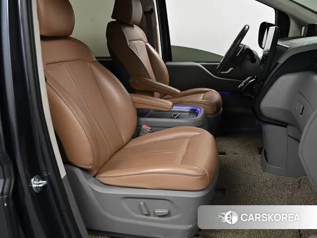 Hyundai Staria id 3349027 из Кореи 20