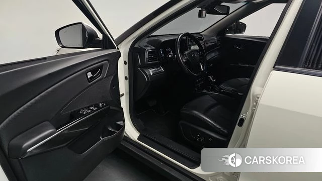 Ssangyong Tivoli Air id 4495806 из Кореи 33