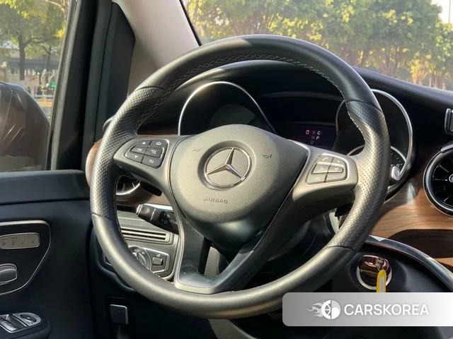 Mercedes-Benz V-class id 4263731 из Китая 35