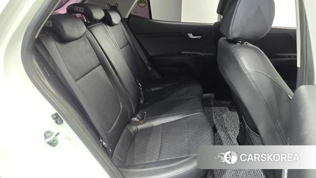 Kia Stonic id 4429831 из Кореи 31