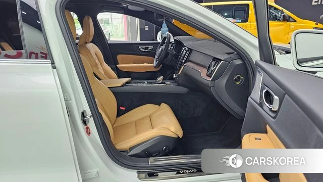 Volvo S60 3rd generation id 4584914 из Кореи 31