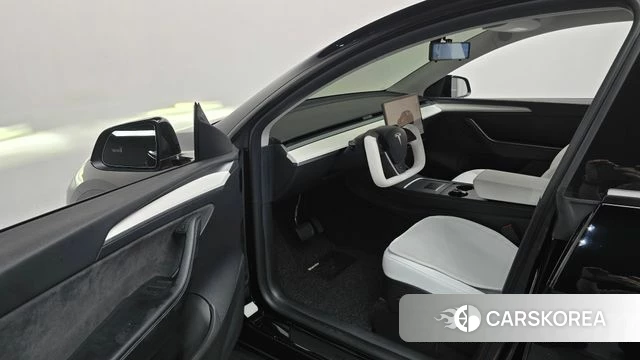 Tesla Model Y id 4854193 из Кореи 32