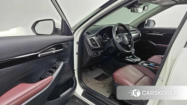Kia Seltos id 4283811 из Кореи 30