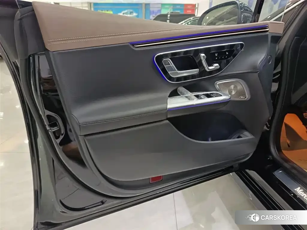 Mercedes-Benz EQE id 4553687 из Китая 15