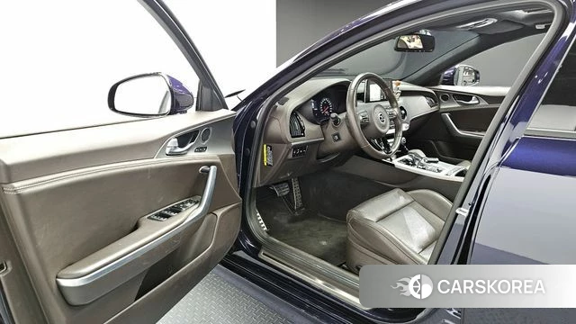 Kia Stinger id 3955708 из Кореи 20