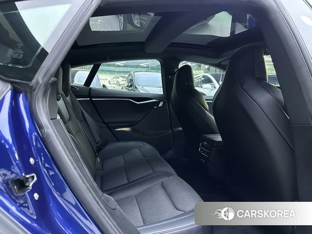 Tesla Model S id 4228450 из Китая 14