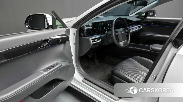 Hyundai Grandeur (GN7) id 3838925 из Кореи 20