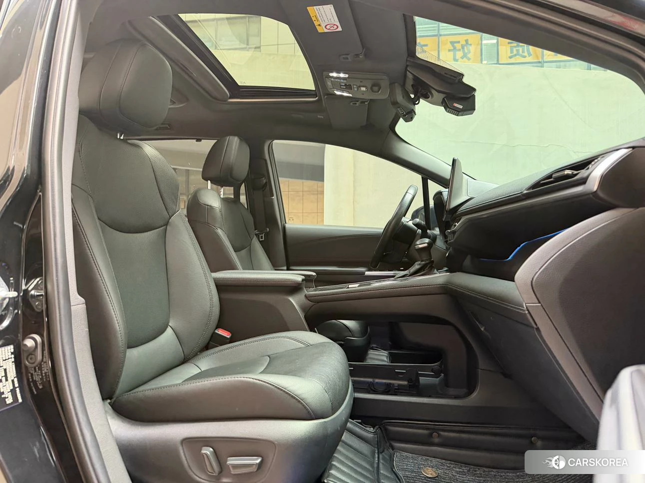 Toyota Saina id 4461331 из Китая 10