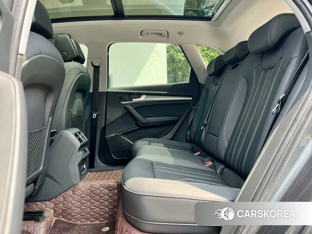 Audi Q5L id 4277234 из Китая 18