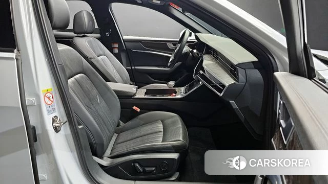 Audi A6 (C8) id 3820354 из Кореи 20