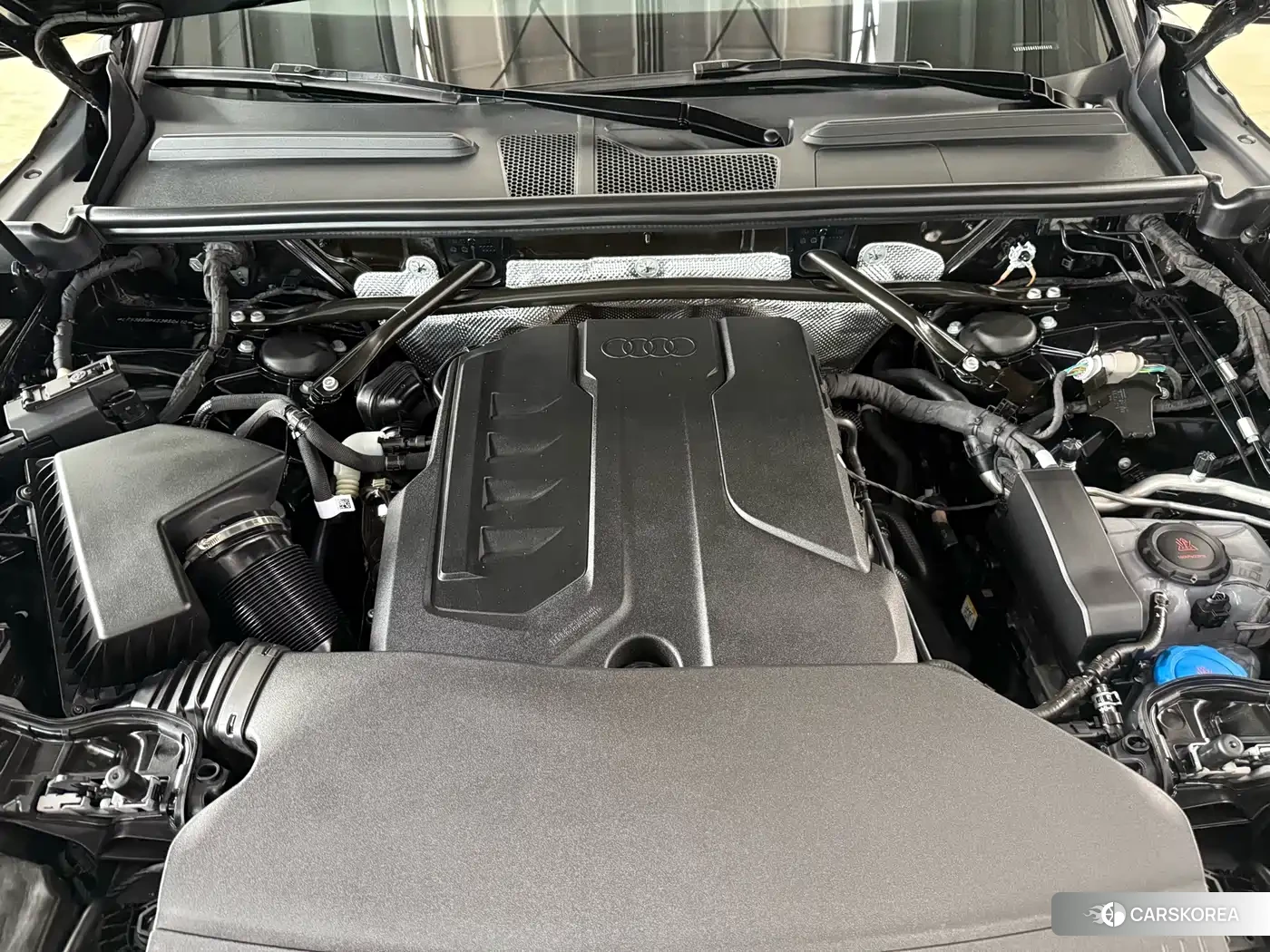 Audi Q5L id 4548077 из Китая 13