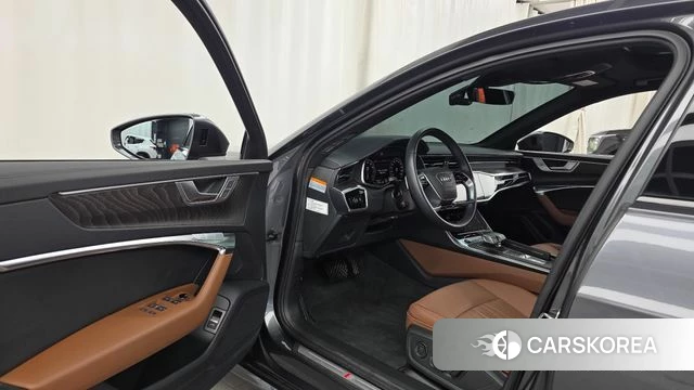 Audi A6 (C8) id 4592046 из Кореи 32