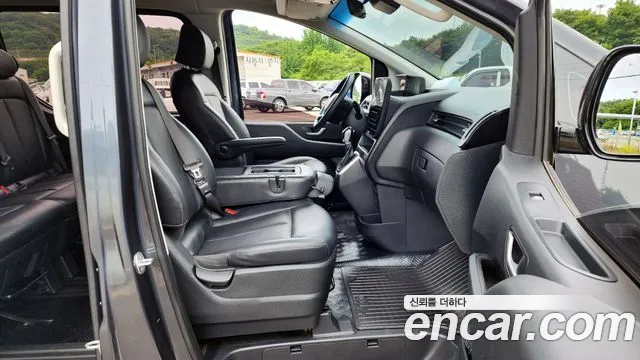 Hyundai Staria id 2823693 из Кореи 20