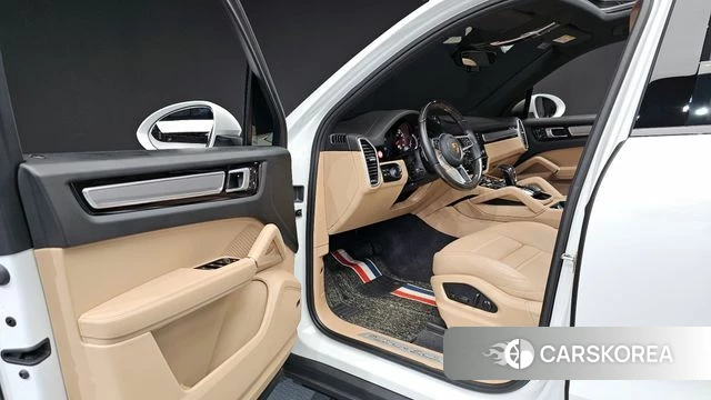 Porsche Cayenne (PO536) id 4382356 из Кореи 30
