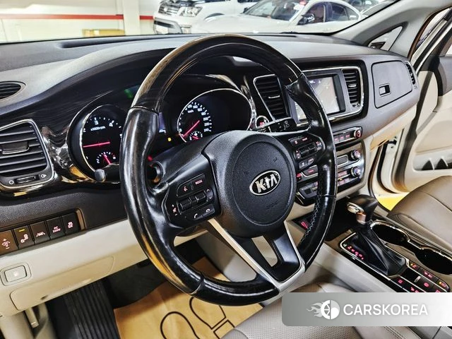 Kia The New Carnival id 4605318 из Кореи 20
