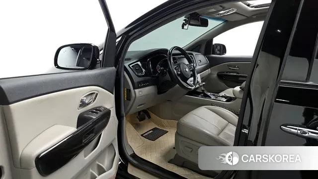 Kia The New Carnival id 3656821 из Кореи 20