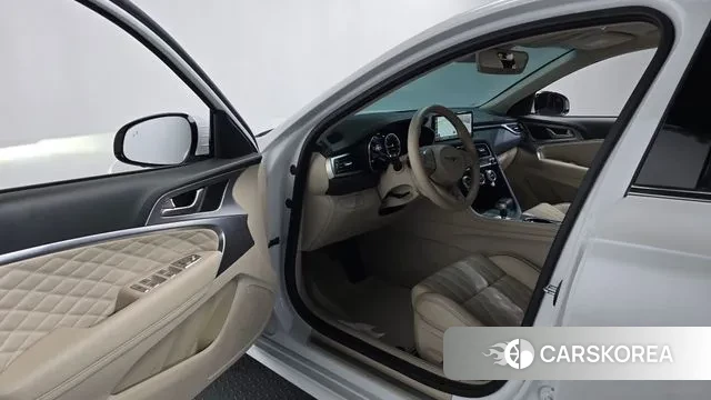 Genesis The New G70 id 3625646 из Кореи 20