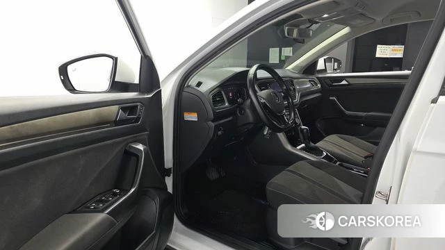 Volkswagen T-Roc id 4779675 из Кореи 32