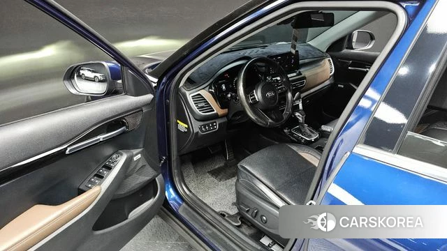 Kia Seltos id 4196755 из Кореи 33