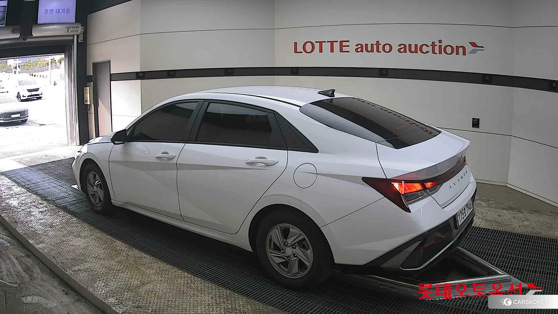 Hyundai Avante id 3875823 из Кореи 37