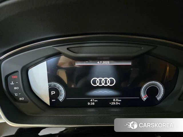 Audi A8 id 4259775 из Китая 10