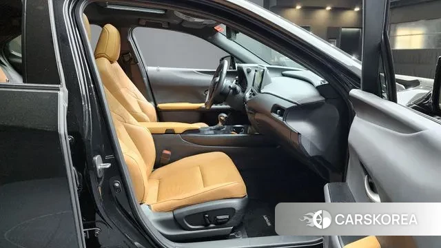 Lexus UX250h id 3624865 из Кореи 20