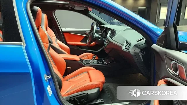 BMW 1 Series (F40) id 3696845 из Кореи 20