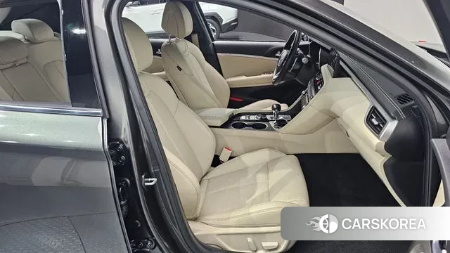 Genesis The New G70 id 3431950 из Кореи 20