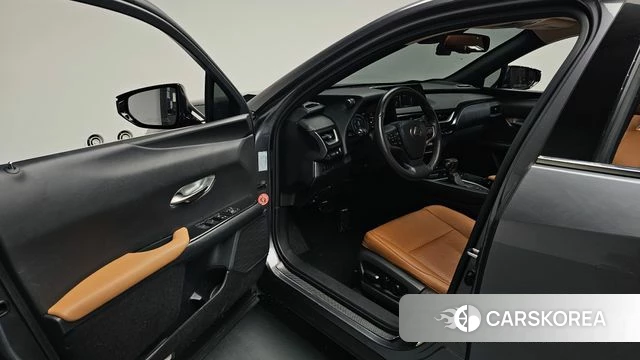 Lexus UX250h id 4595473 из Кореи 32