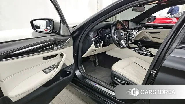 BMW 5 Series (G30) id 3601269 из Кореи 20