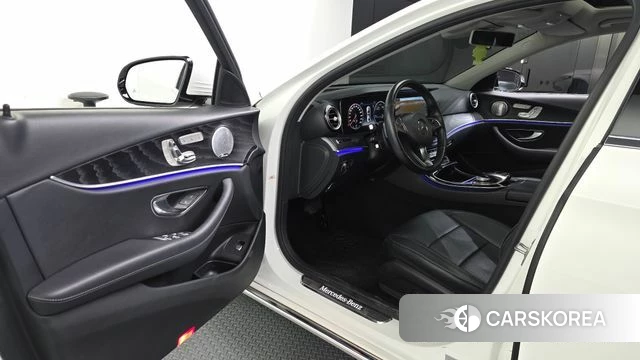 Mercedes-Benz E-Class W213 id 4794953 из Кореи 33