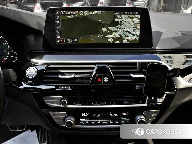 BMW 5 Series (G30) id 3889381 из Кореи 20