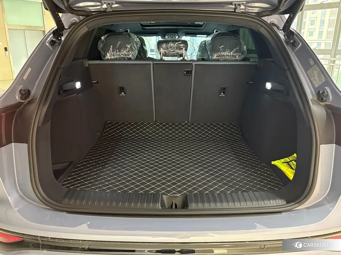Audi Q6L e-tron id 4546638 из Китая 28