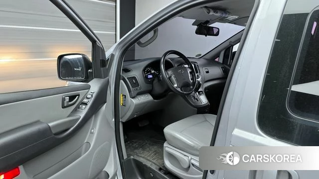 Hyundai The New Grand Starex id 4284379 из Кореи 20