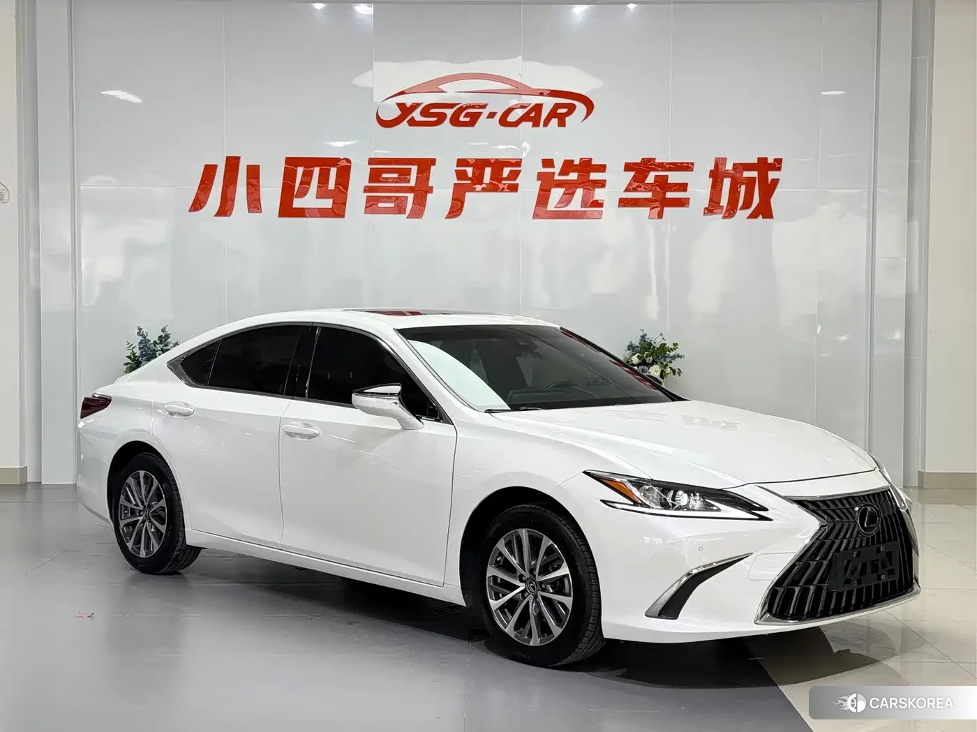 Lexus ES id 4539097 из Китая 16